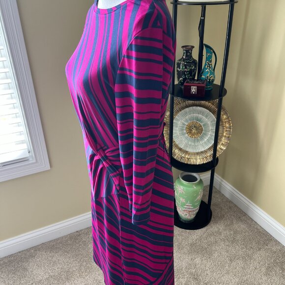 IMAN Global Chic Purple Navy Wrap Dress - Picture 3 of 3